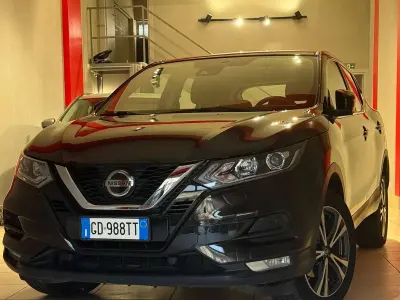 Usata Nissan Qashqai Tekna 116 CV (85 kW) 2020 Nero SUV