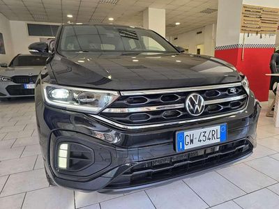 Usata VW T-Roc R-line 150 CV (110 kW) 2024 Nero SUV