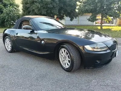 Usata BMW Z4 170 CV (125 kW) 2005 Nero Cabrio