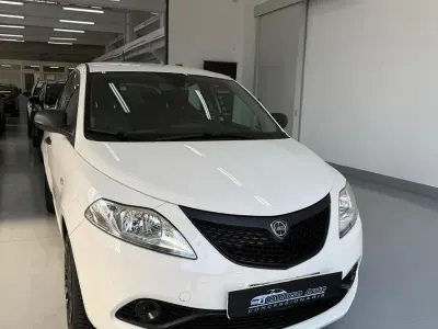 Usata Lancia Ypsilon