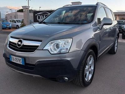 Usata Opel Antara Cosmo 150 CV (110 kW) 2010 Grigio SUV