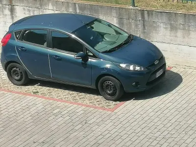 Usata Ford Fiesta 73 CV (53 kW) 2010 Berlina