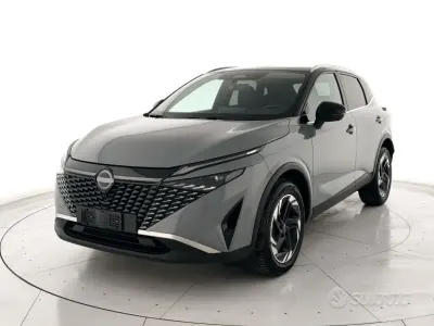 Usata Nissan Qashqai N-Connecta 158 CV (116 kW) 2025 Grigio crema / t. nero SUV