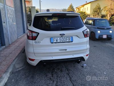 Usata Ford Kuga ST-Line 120 CV (88 kW) 2019 Bianco SUV