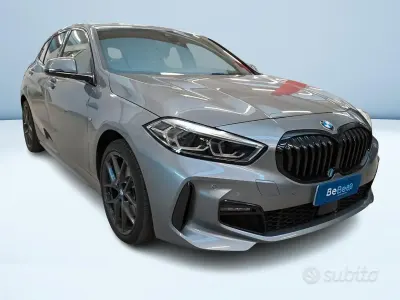Usata BMW 118 Efficient Dynamics 136 CV (100 kW) 2023 Grigio Berlina