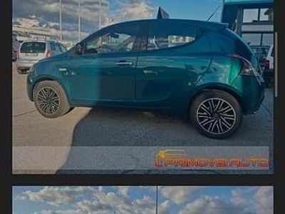 Usata Lancia Ypsilon 69 CV (50 kW) 2018 Verde Utilitaria
