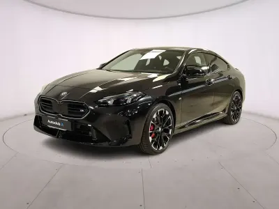 Nuova BMW M235 M Sport 300 CV (220 kW) 2026 Black sapphire Coupé