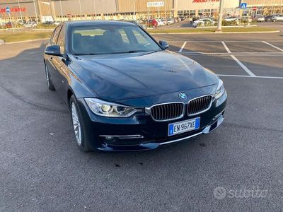 usata BMW 320 320 d Luxury