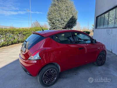 Begagnad Lancia Ypsilon 84 HK (61 kW) 2019 Halvkombi