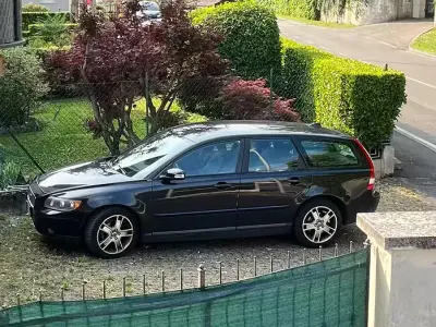 Usata Volvo V50 101 CV (74 kW) 2007 Nero Station wagon