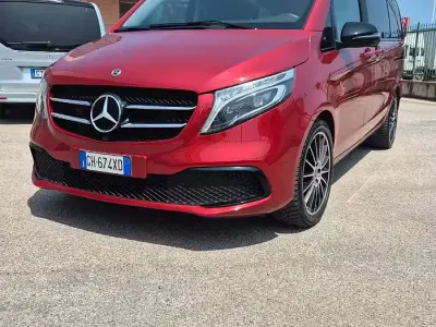 Occasion Mercedes V300 237 ch (174 kW) 2022 Rouge Monospace