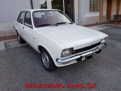 Usata Opel Kadett 65 CV (47 kW) 1976 Bianco Berlina