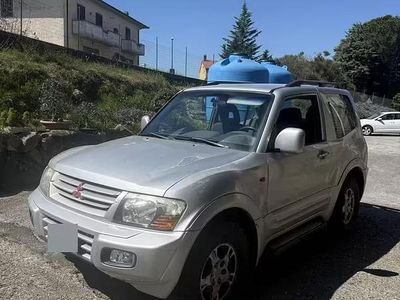 Usata Mitsubishi Pajero 160 CV (117 kW) 2002 Grigio SUV