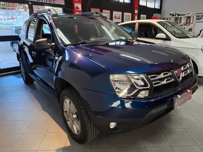 Usata Dacia Duster Lauréate 114 CV (83 kW) 2016 Blu SUV