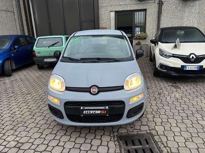 Usata Fiat Panda Easy 94 CV (69 kW) 2022 Argento Utilitaria