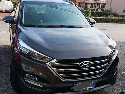 Usata Hyundai Tucson Xpossible 116 CV (85 kW) 2017 Grigio SUV