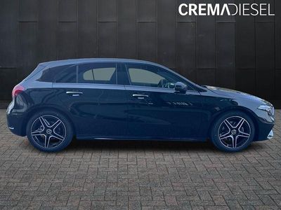 Nuova Mercedes A180 Advanced Plus 116 CV (85 kW) 2025 Vernice nero cosmo ; Berlina