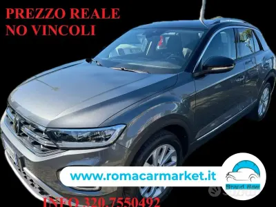 Usado VW T-Roc Style 116 CV (85 kW) 2025 Gris SUV