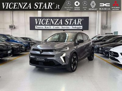Usado Renault Captur Techno 91 CV (66 kW) 2025 Gris SUV