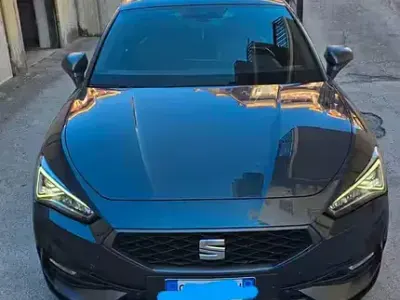 Usata Seat Leon FR 150 CV (110 kW) 2022 Grigio Berlina