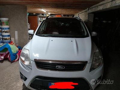 Usata Ford Kuga 163 CV (119 kW) 2011 Bianco SUV