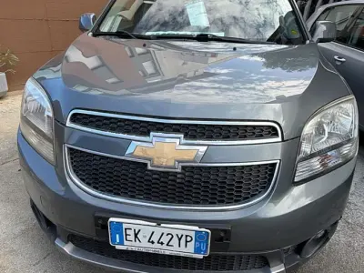 Usata Chevrolet Orlando 141 CV (103 kW) 2012 Gray Monovolume