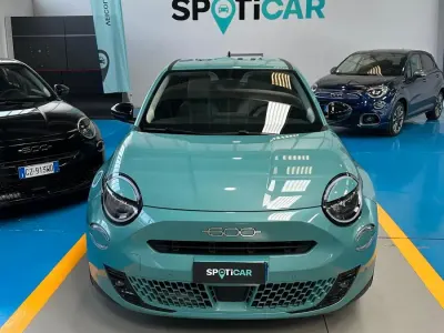 Usata Fiat 600 La Prima 135 CV (99 kW) 2025 Verde SUV