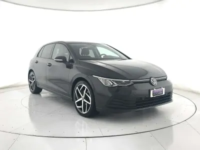 Brugt VW Golf VIII Life 150 HK (110 kW) 2023 Grå Sedan