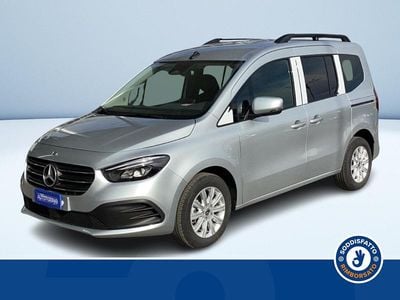 Nuova Mercedes T180 116 CV (85 kW) 2025 Grigio metallizzato Monovolume