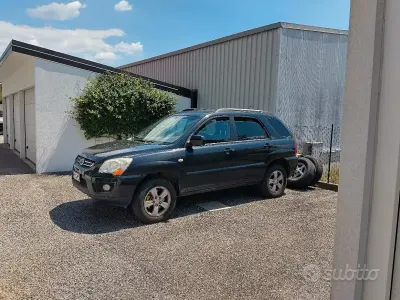 Usata Kia Sportage 141 CV (103 kW) 2008 Nero SUV