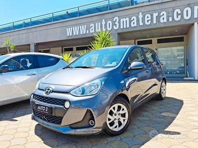 Begagnad Hyundai i10 Comfort 69 HK (50 kW) 2018 Grå Halvkombi