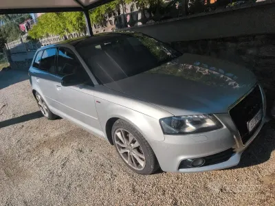 Usata Audi A3 Ambiente 105 CV (77 kW) 2012 Grigio Utilitaria
