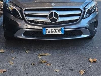 Mercedes GLA220