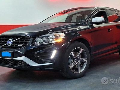 Usata Volvo XC60 R-Design Momentum 220 CV (161 kW) 2015 Nero SUV