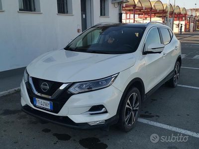 Usata Nissan Qashqai N-Connecta 110 CV (80 kW) 2018 Bianco SUV