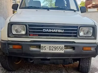 Usata Daihatsu Feroza 95 CV (69 kW) 1991 Bianco SUV