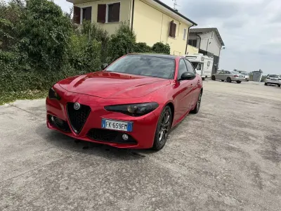 Usata Alfa Romeo Giulia Business 150 CV (110 kW) 2017 Berlina
