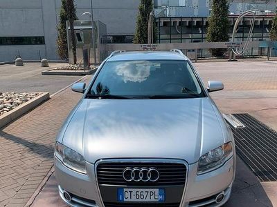 Usata Audi A4 116 CV (85 kW) 2005 Grigio Station wagon