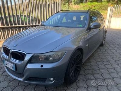 Usata BMW 320 176 CV (129 kW) 2009 Grigio Station wagon