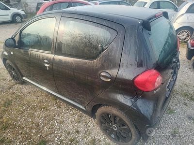 Usata Toyota Aygo 67 CV (49 kW) 2008 Nero Utilitaria