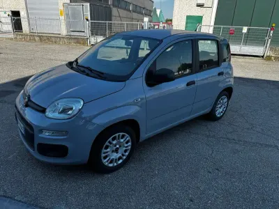 Usata Fiat Panda Lounge 69 CV (50 kW) 2018 Grigio Utilitaria