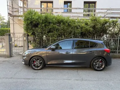 Usata Ford Focus ST-Line 125 CV (91 kW) 2021 Berlina