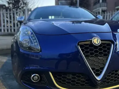 Usata Alfa Romeo Giulietta Business 120 CV (88 kW) 2019 Blu Utilitaria