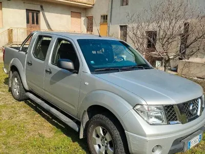 Usata Nissan Navara 2006 Grigio Pick-up