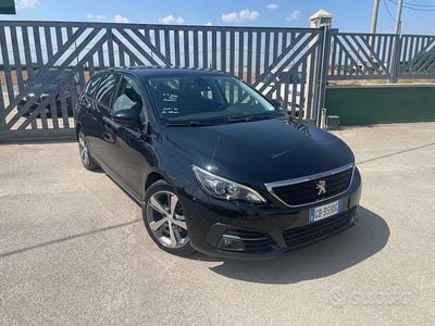 Usata Peugeot 308 Active 130 CV (95 kW) 2020 Nero Station wagon