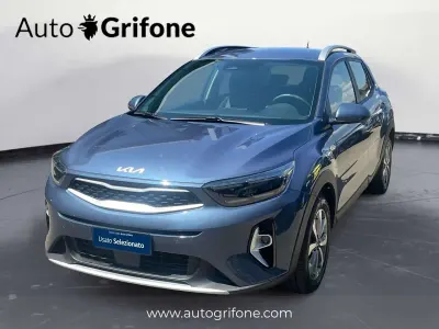 Usata Kia Stonic Urban 77 CV (56 kW) 2024 Blu/azzurro SUV