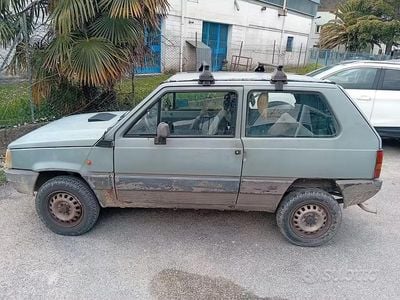 Usata Fiat Panda 4x4 48 CV (35 kW) 1983 Utilitaria