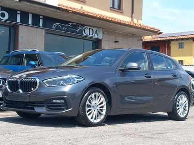 Usata BMW 118 Advantage 136 CV (100 kW) 2021 Grigio Utilitaria
