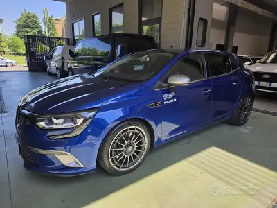 Usata Renault Mégane IV GT 205 CV (150 kW) 2017 Blu Berlina
