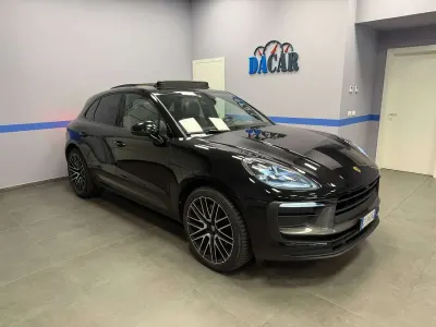 Usata Porsche Macan Sport 265 CV (194 kW) 2024 Nero perla SUV